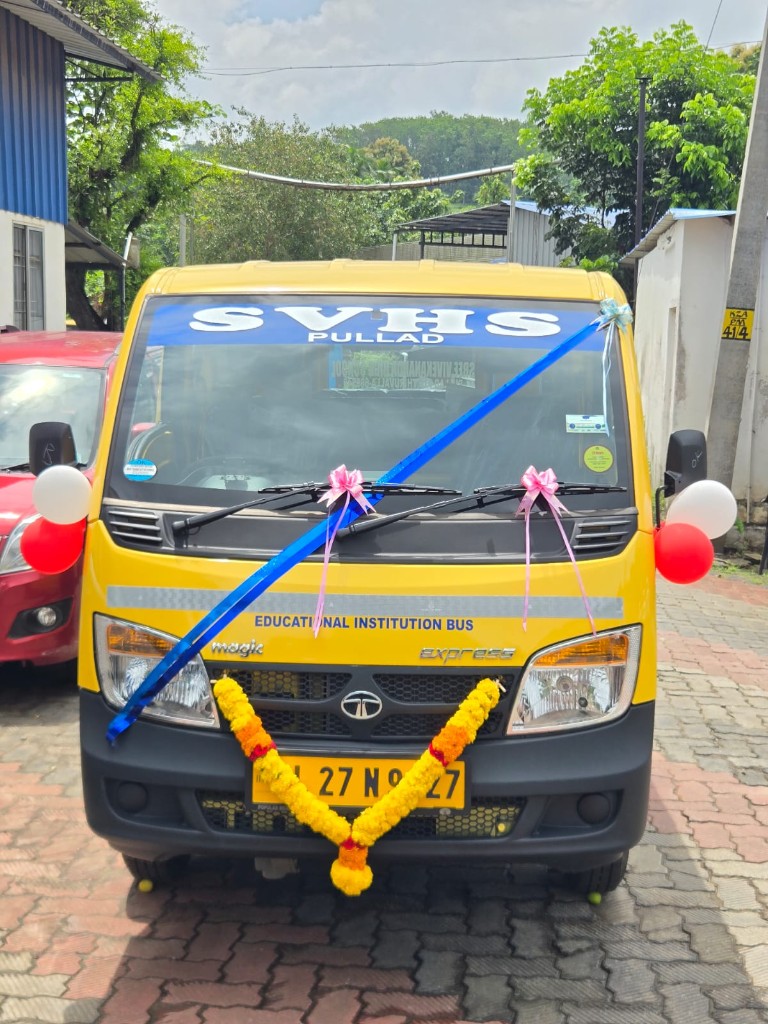 SVHS Pullad Tata Magic Express school bus